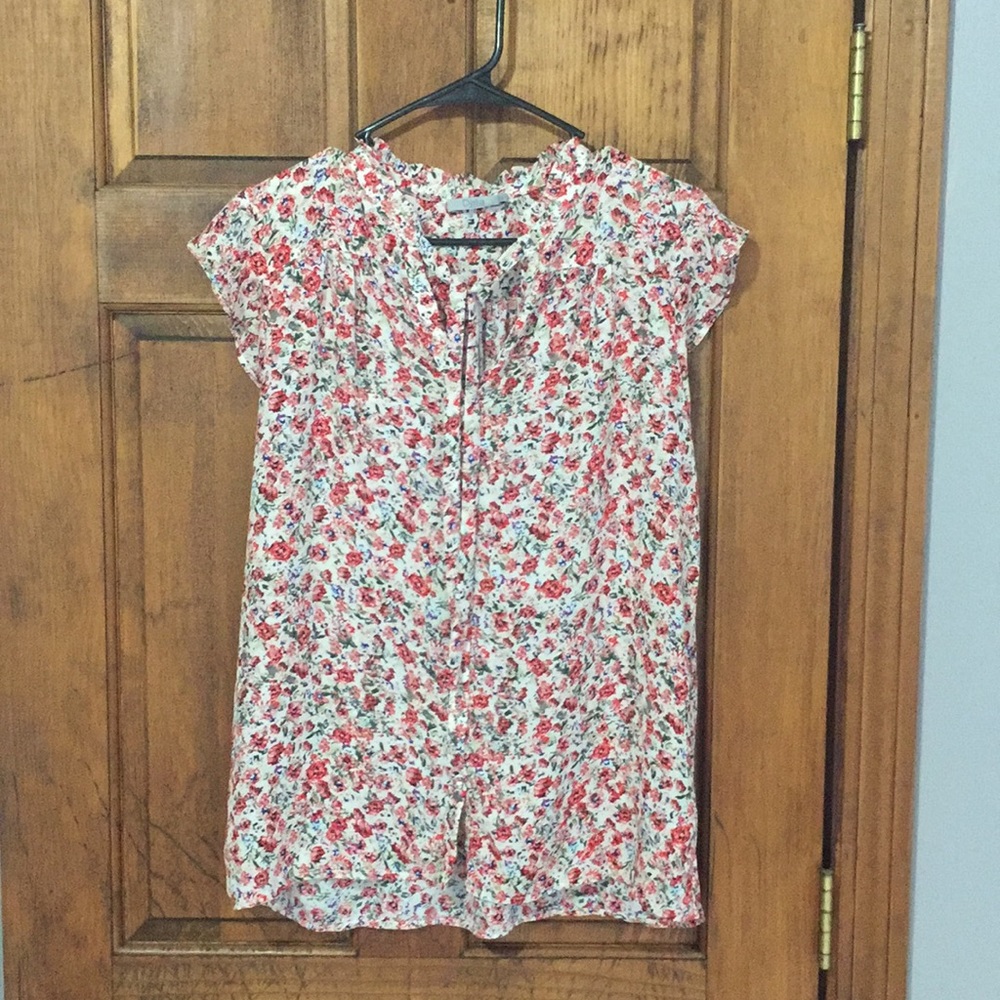 Really cute Spring/Summer top.